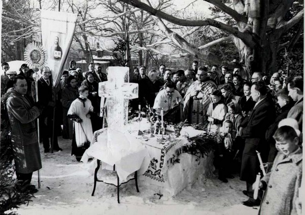 “Yordan” (Theophany service) at Sacred Heart Jan. 6, 1956